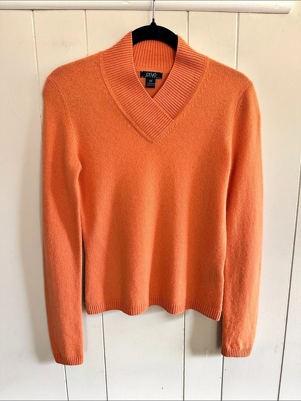 prive cashmere V-Neck Sweater XS Quiet Luxury Old Money Preppy Heritage Chic